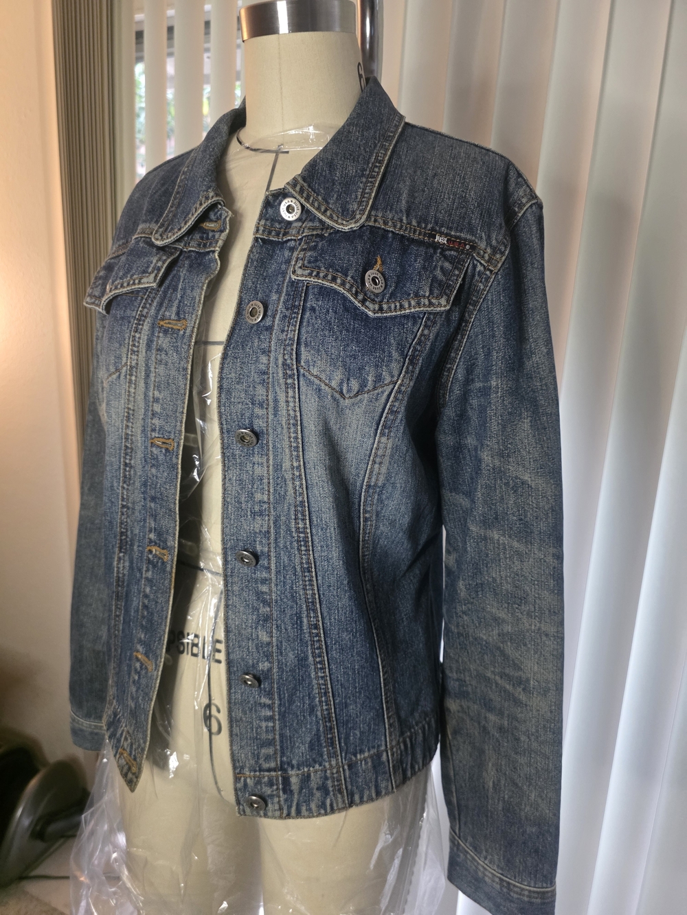 Just USA Womens Medium Wash Blue Denim Jacket